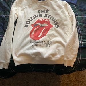 Rolling Stones sweatshirt size medium!